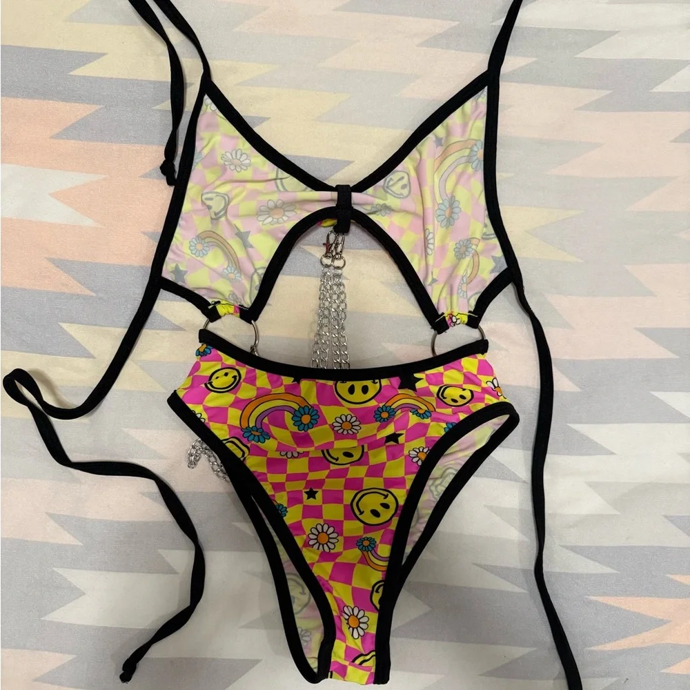 IHeartRaves x Rolita Couture Smiley Face Rave Bodysuit - Picture 5 of 7